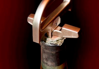 Finally, a corkscrew designed for old wine.
